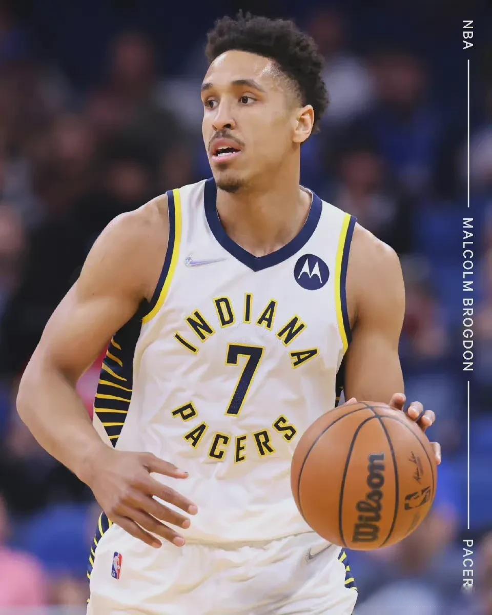 爱游戏官网-关于清晨门兴格拉德巴赫备战NBA季后赛；战术微调细节曝光；目标明确；年轻球员得到机会的信息
