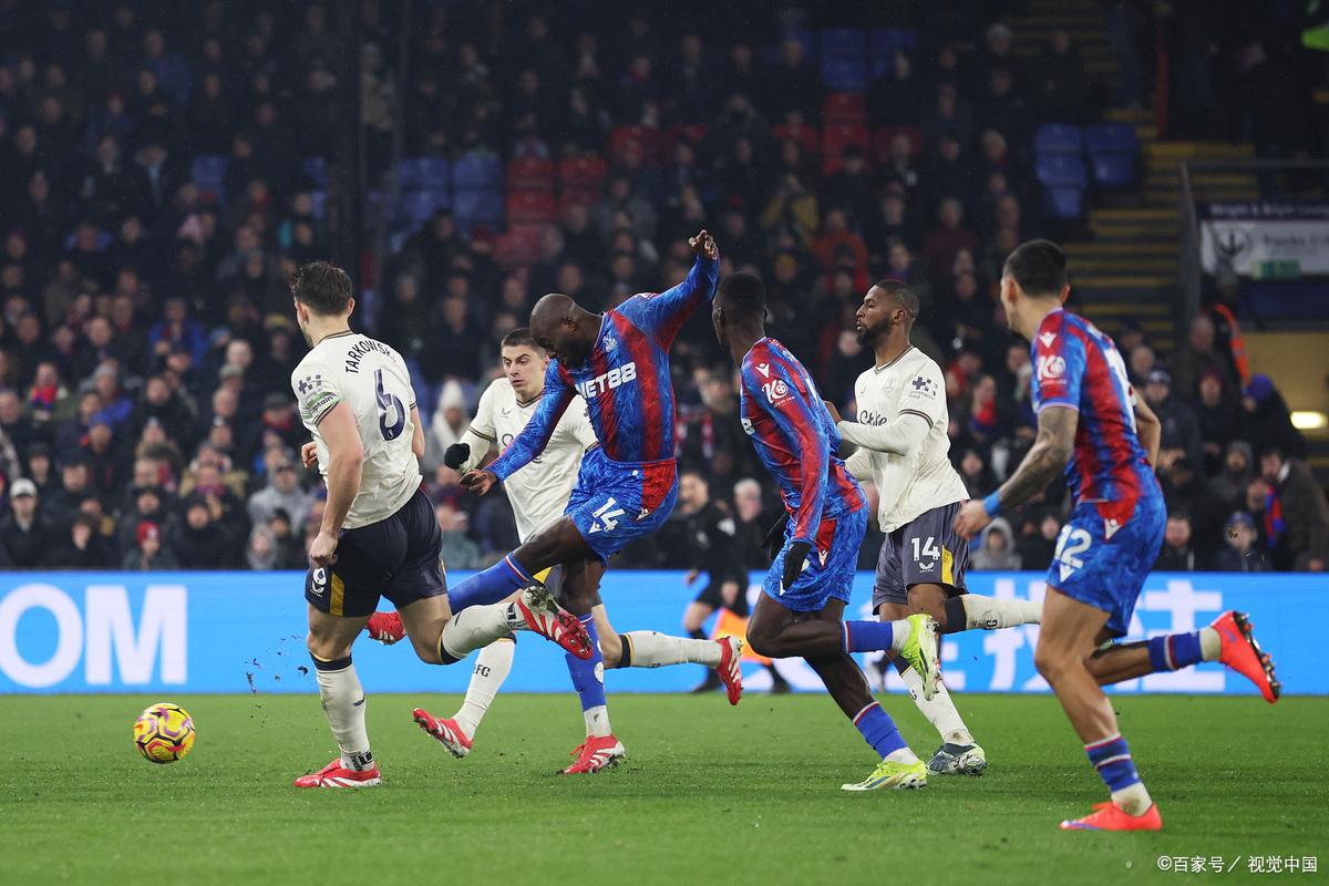 爱游戏-加时末段法甲焦点战,拉齐奥外线爆发,气氛紧张,更衣室氛围转暖的简单介绍